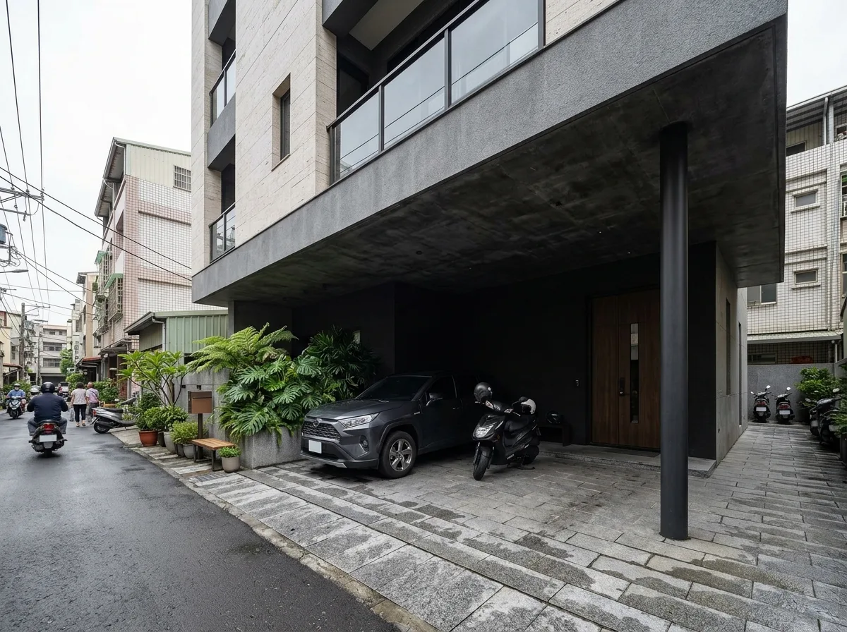 Ground Floor Recessed Semi-Outdoor Atrium: A Buffer for Parking and Entrance