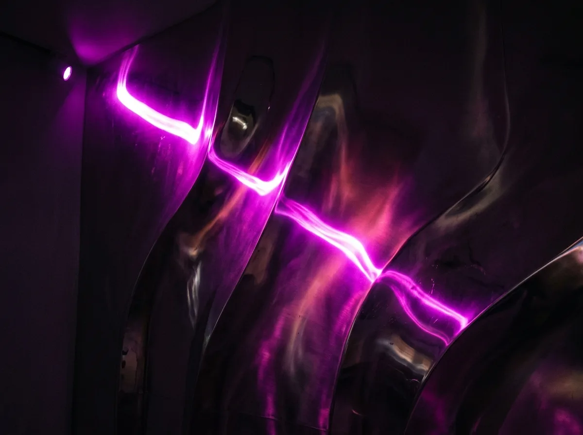 Colored light on metal